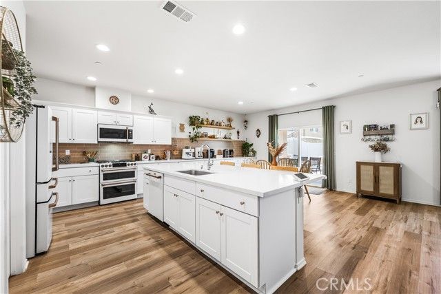 38235 Etienne, Palmdale, CA 93552