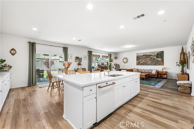 38235 Etienne, Palmdale, CA 93552