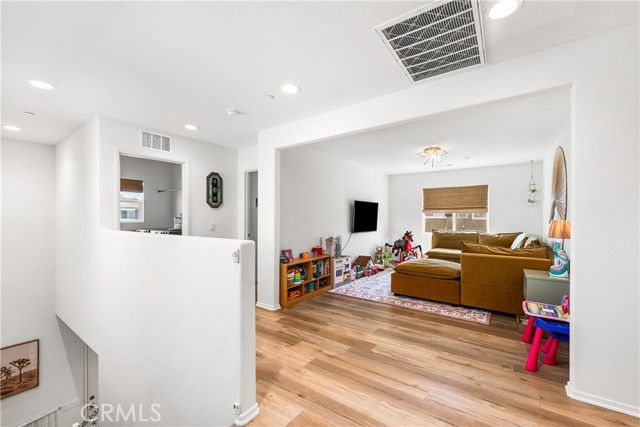 38235 Etienne, Palmdale, CA 93552