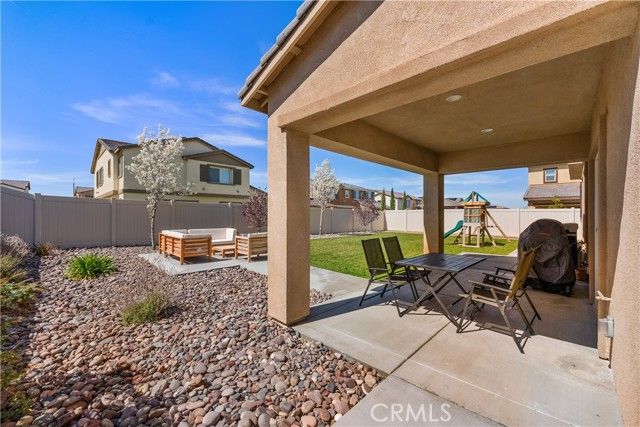 38235 Etienne, Palmdale, CA 93552