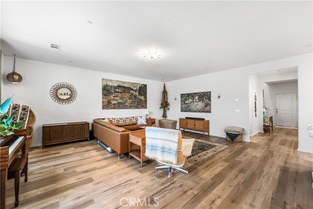 38235 Etienne, Palmdale, CA 93552