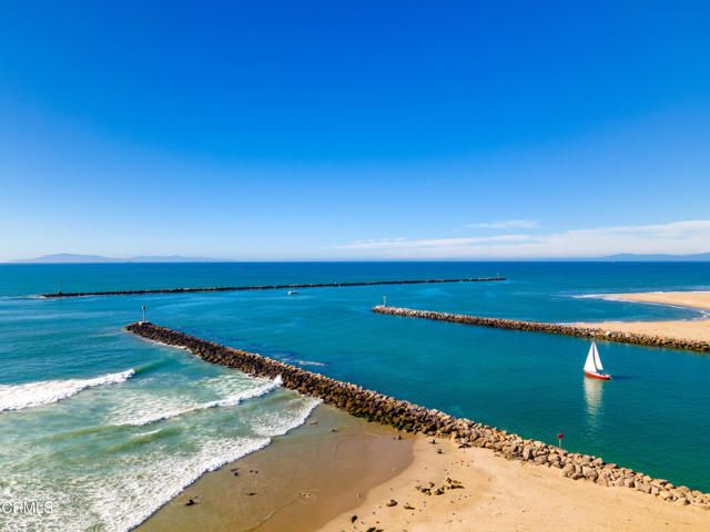 2405 Ocean Drive, Oxnard, CA 93035