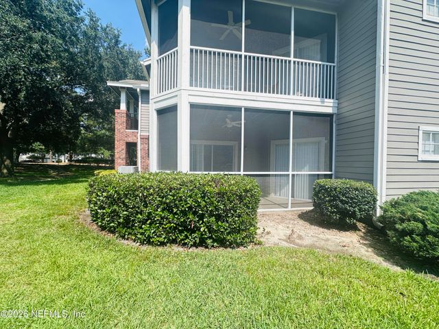 10000 GATE Parkway N 1711, Jacksonville, FL 32246