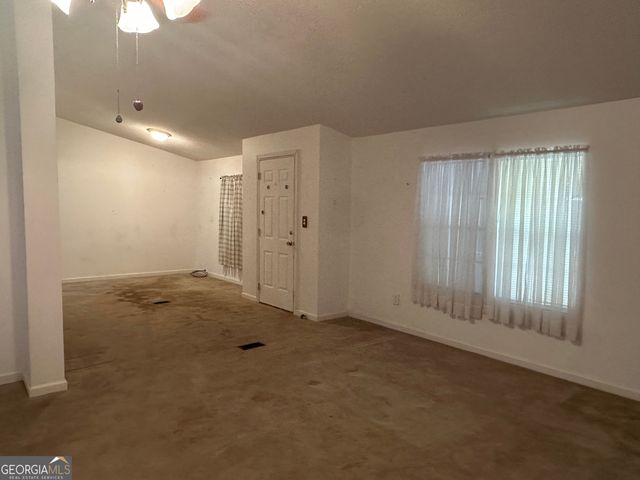 362 Old Macon Road, Gray, GA 31032