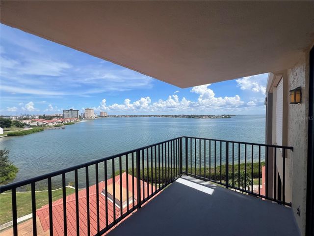6104 PALMA DEL MAR BOULEVARD S 607, St Petersburg, FL 33715
