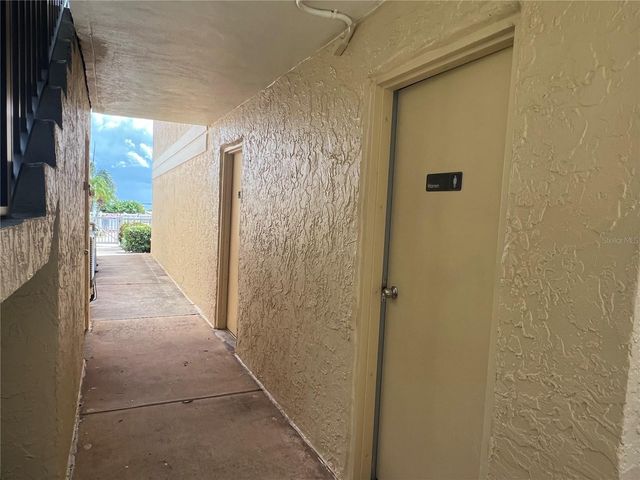 6104 PALMA DEL MAR BOULEVARD S 607, St Petersburg, FL 33715
