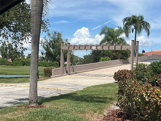 6104 PALMA DEL MAR BOULEVARD S 607, St Petersburg, FL 33715