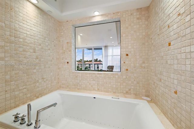 3131 NE 188th Street 1301, Aventura, FL 33180