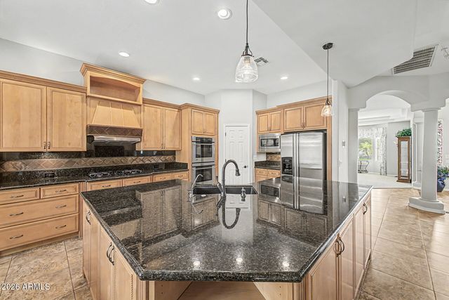 4316 W J J RANCH Road, Glendale, AZ 85310