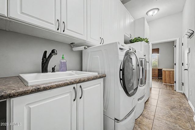 4316 W J J RANCH Road, Glendale, AZ 85310