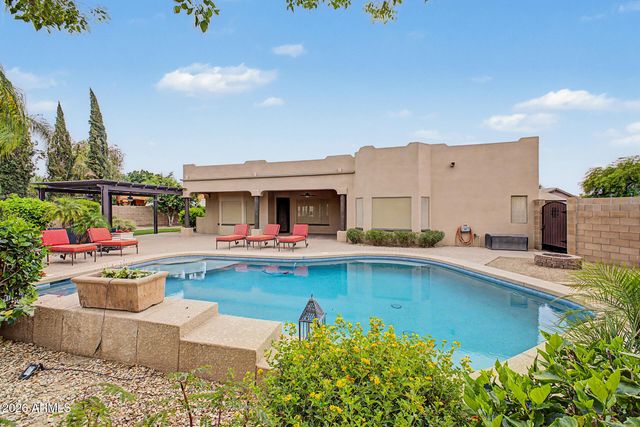 4316 W J J RANCH Road, Glendale, AZ 85310