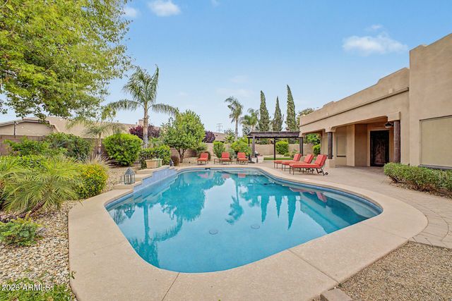 4316 W J J RANCH Road, Glendale, AZ 85310