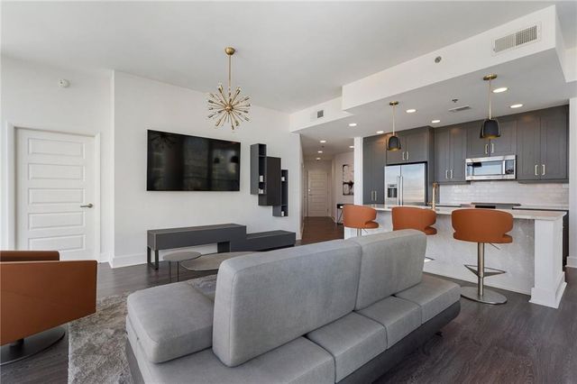 1080 Peachtree NE Street 1610, Atlanta, GA 30309