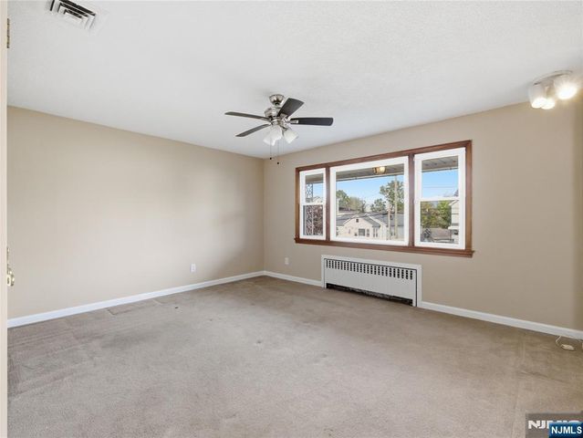 96 Lower Notch, Little Falls, NJ 07424