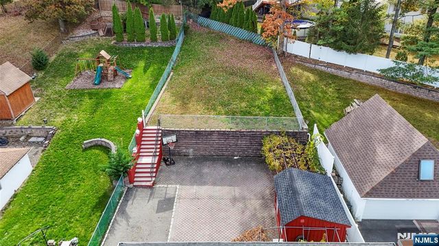 96 Lower Notch, Little Falls, NJ 07424