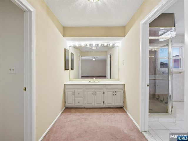 96 Lower Notch, Little Falls, NJ 07424
