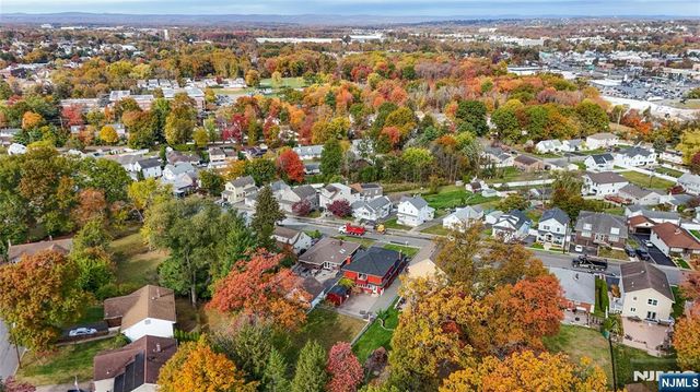 96 Lower Notch, Little Falls, NJ 07424