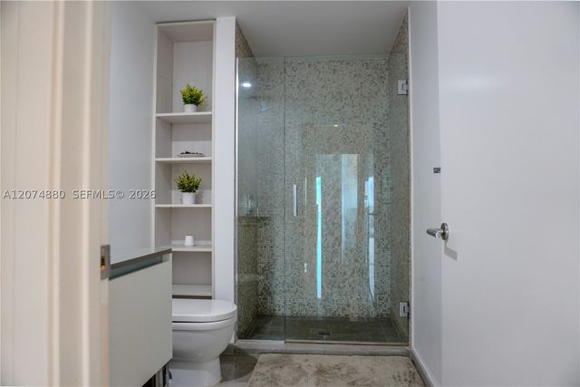 88 SW 7 2112, Miami, FL 33130