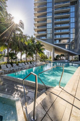 88 SW 7 2112, Miami, FL 33130
