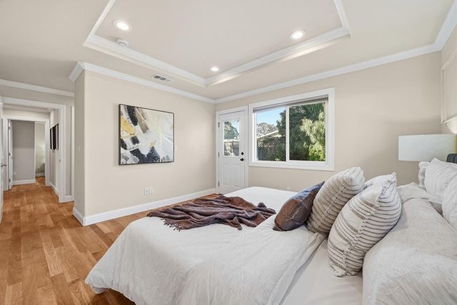 2535 Crystal Drive, Santa Clara, CA 95051