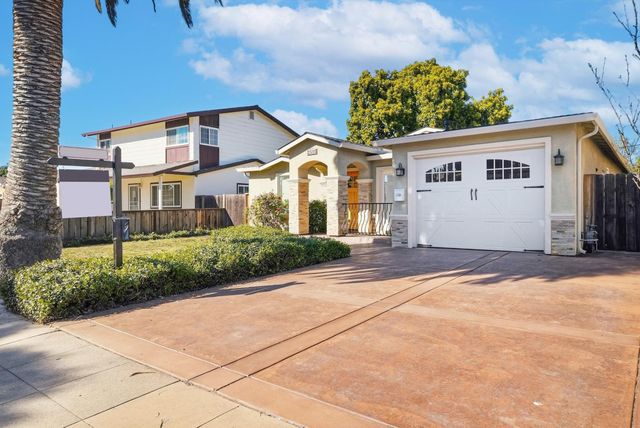 2535 Crystal Drive, Santa Clara, CA 95051