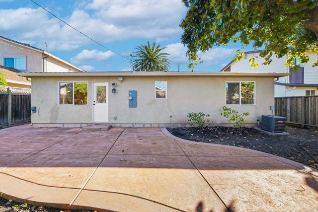 2535 Crystal Drive, Santa Clara, CA 95051