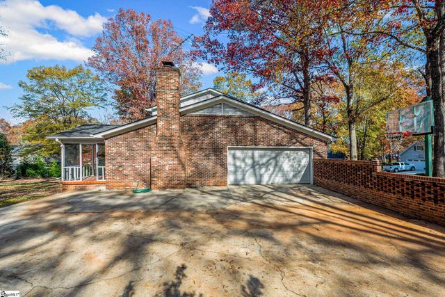 115 Oglewood Drive, Simpsonville, SC 29681