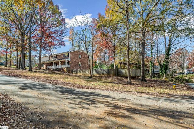 115 Oglewood Drive, Simpsonville, SC 29681