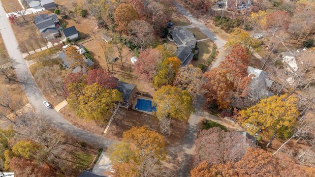 115 Oglewood Drive, Simpsonville, SC 29681