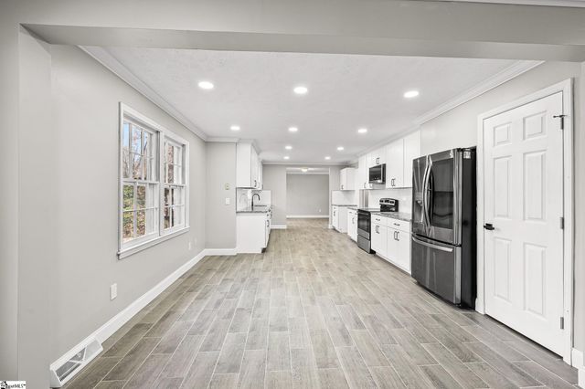 115 Oglewood Drive, Simpsonville, SC 29681