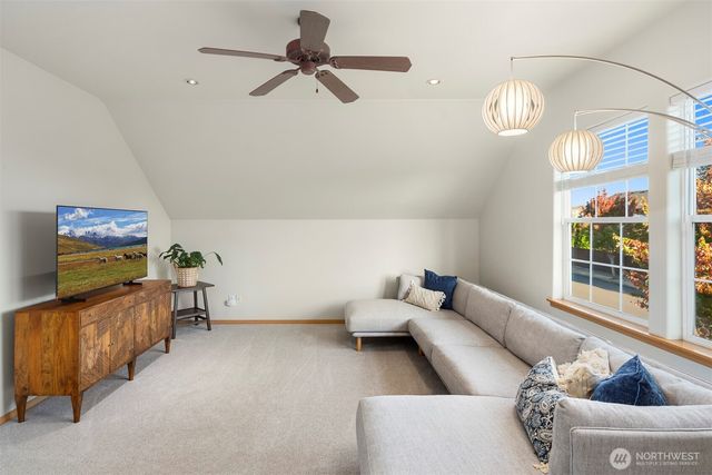 22418 SE 281st Street, Maple Valley, WA 98038