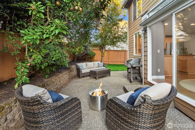 22418 SE 281st Street, Maple Valley, WA 98038