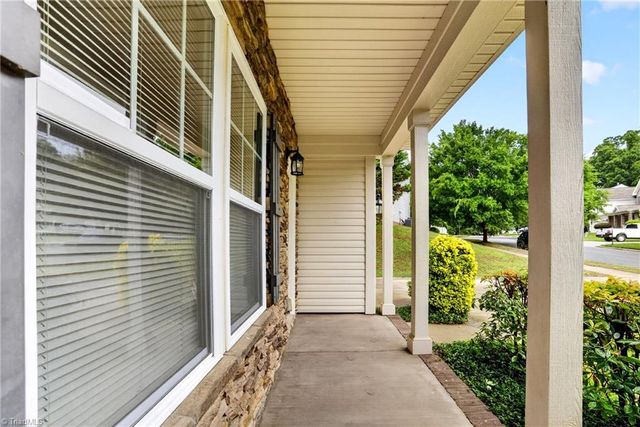 5915 Boxelder Cove, Greensboro, NC 27405