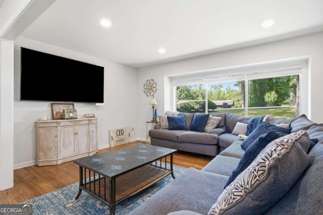 2251 Skyline Drive, Gainesville, GA 30501