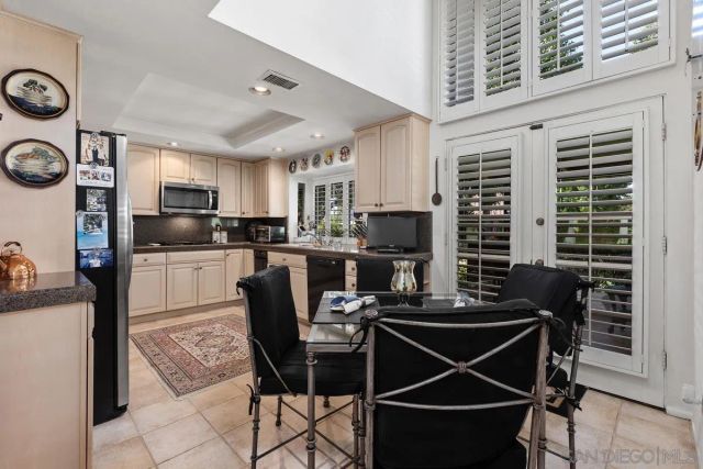 623 Camino Catalina, Solana Beach, CA 92075