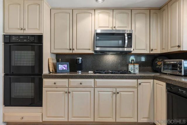 623 Camino Catalina, Solana Beach, CA 92075