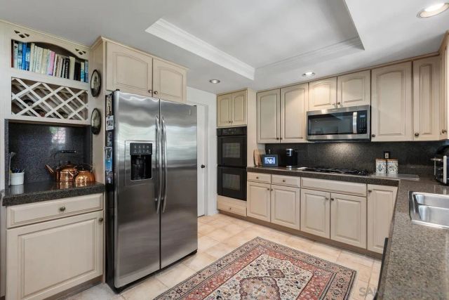 623 Camino Catalina, Solana Beach, CA 92075