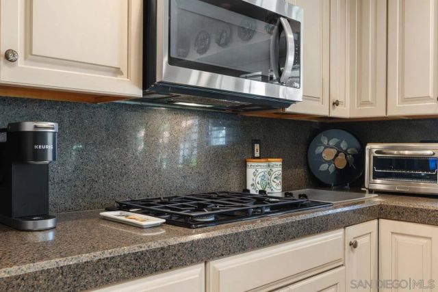 623 Camino Catalina, Solana Beach, CA 92075
