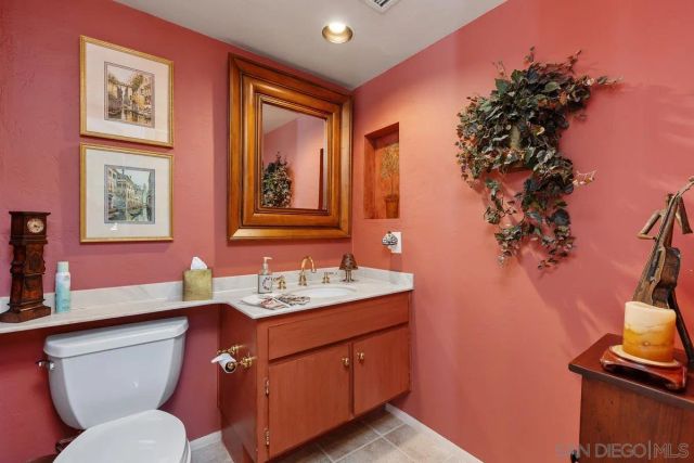 623 Camino Catalina, Solana Beach, CA 92075