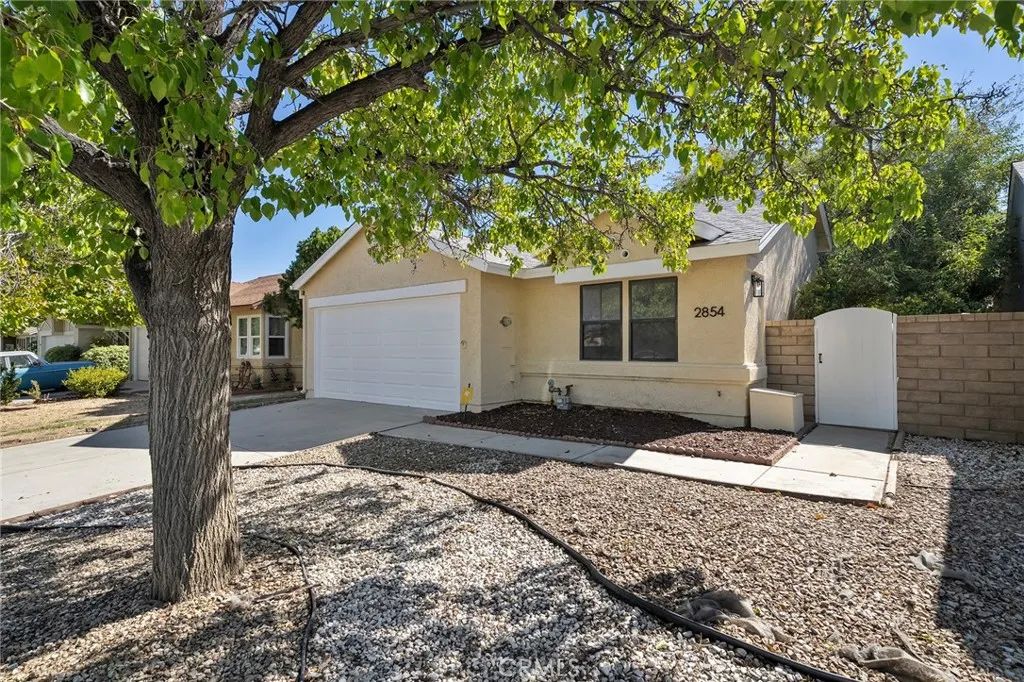 2854 Nandina, Palmdale, CA 93550
