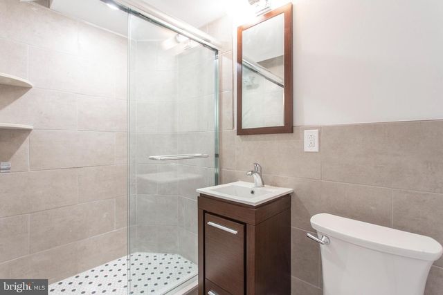 542 PIERCE ST, Philadelphia, PA 19148