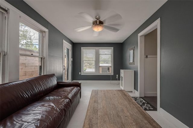 415 Fairbanks - Garage Apartment A Street Garage, Houston, TX 77009