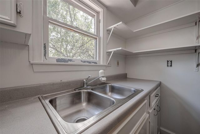 415 Fairbanks - Garage Apartment A Street Garage, Houston, TX 77009