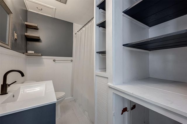 415 Fairbanks - Garage Apartment A Street Garage, Houston, TX 77009