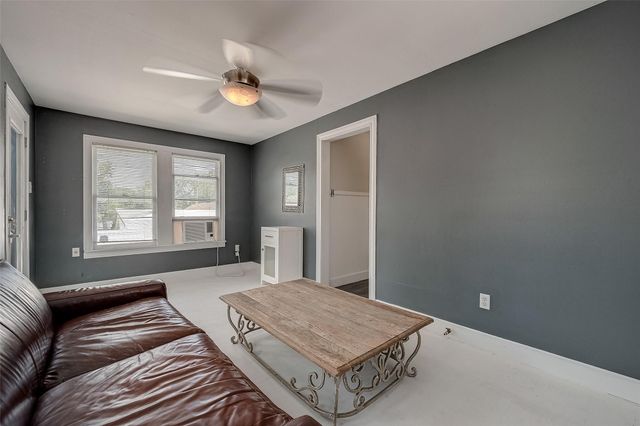 415 Fairbanks - Garage Apartment A Street Garage, Houston, TX 77009