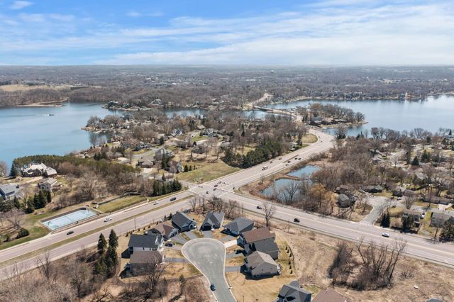 3925 Noah Court NW, Prior Lake, MN 55372