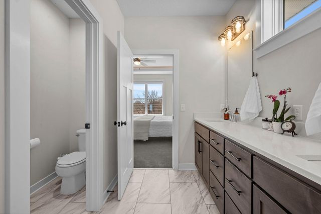 3925 Noah Court NW, Prior Lake, MN 55372