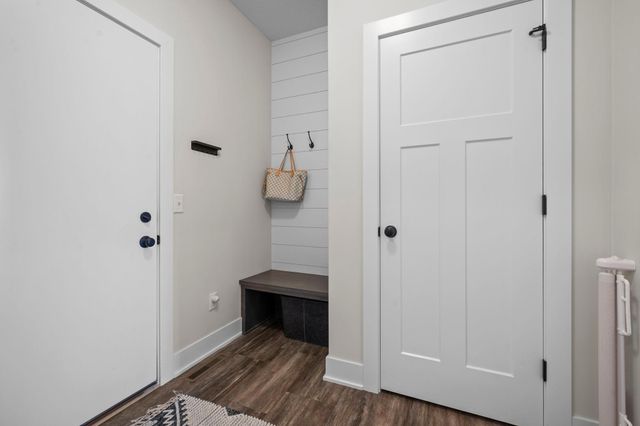 3925 Noah Court NW, Prior Lake, MN 55372