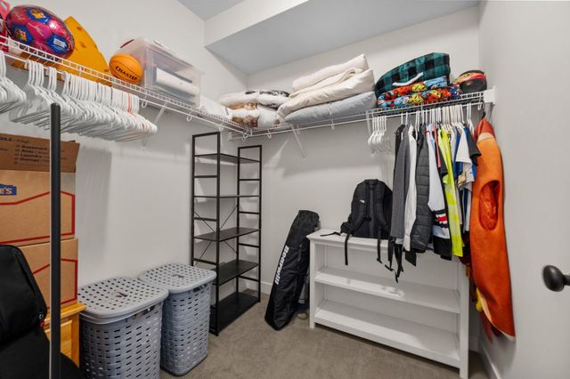 3925 Noah Court NW, Prior Lake, MN 55372