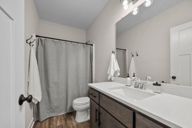 3925 Noah Court NW, Prior Lake, MN 55372